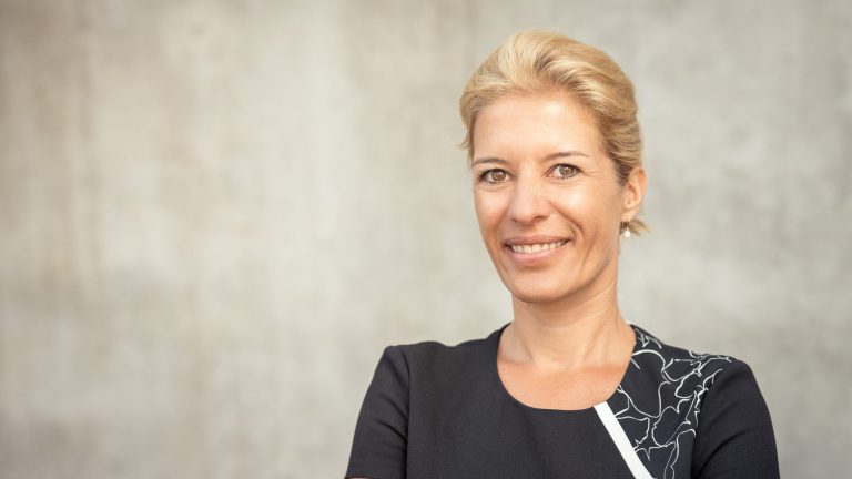Foto von Dominique Weiss, Interim Manager & Fractional CMO